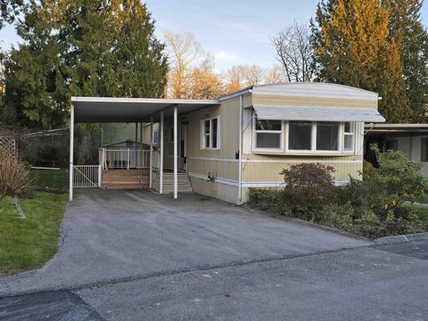 125 1840 160 STREET Surrey BC V4A4X3