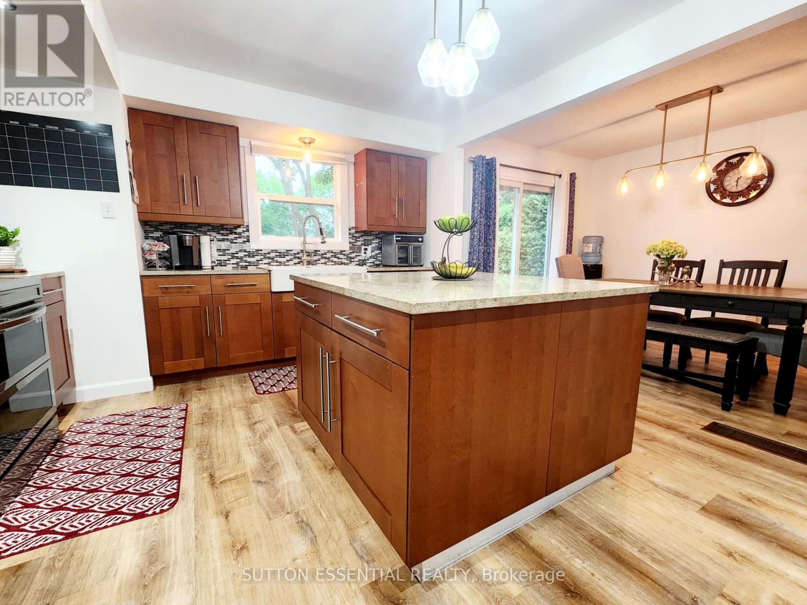 1266 BROCKMOUNT PLACE