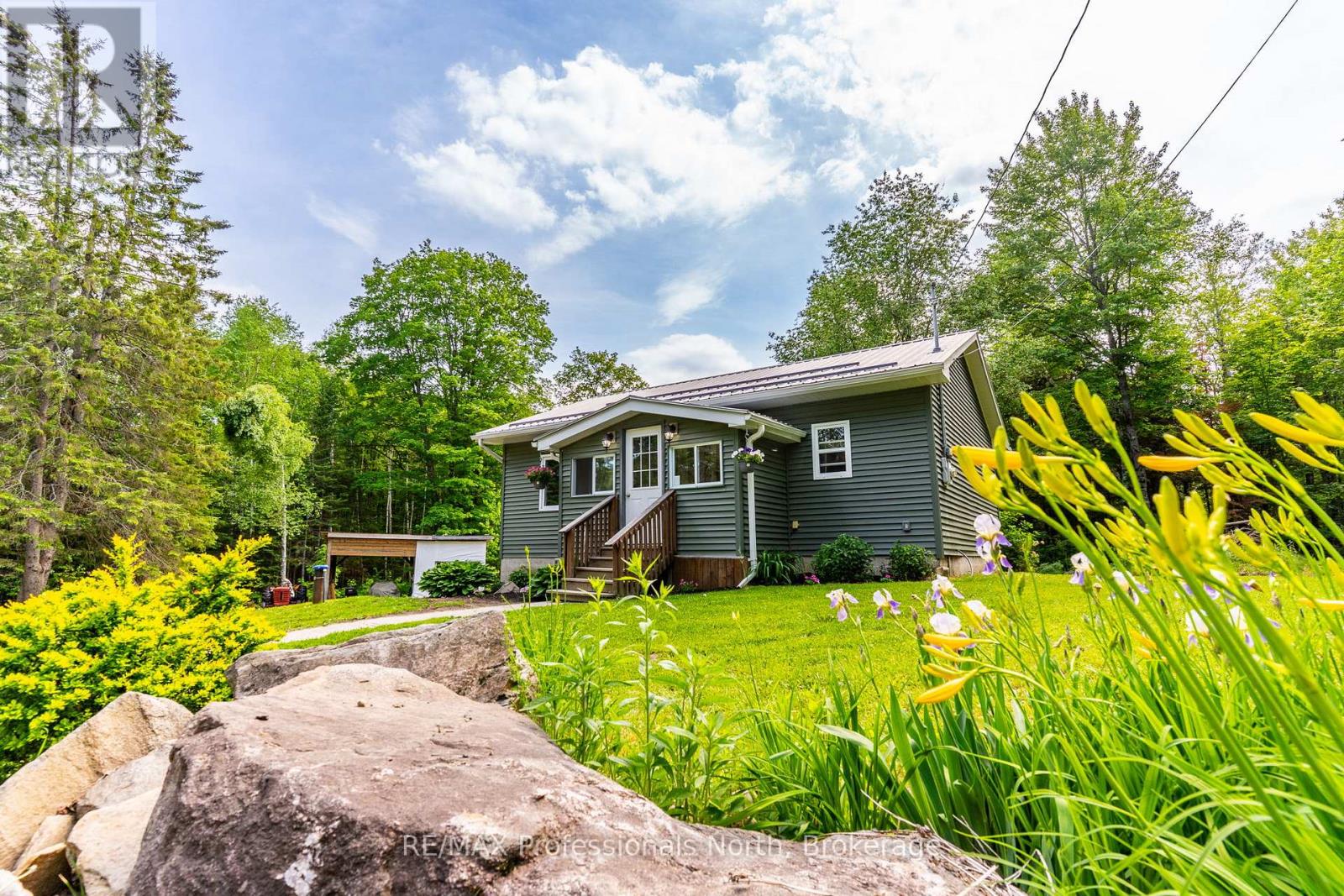Photo 1 of 45 — 17900 HIGHWAY 118, Highlands East (Monmouth), ON K0L2Y0
