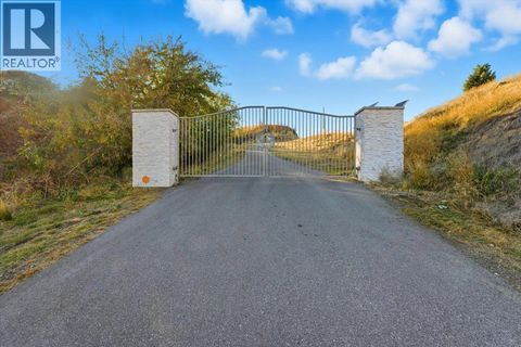 6924 / 6926 Old Kamloops Road Vernon BC V1H1W1