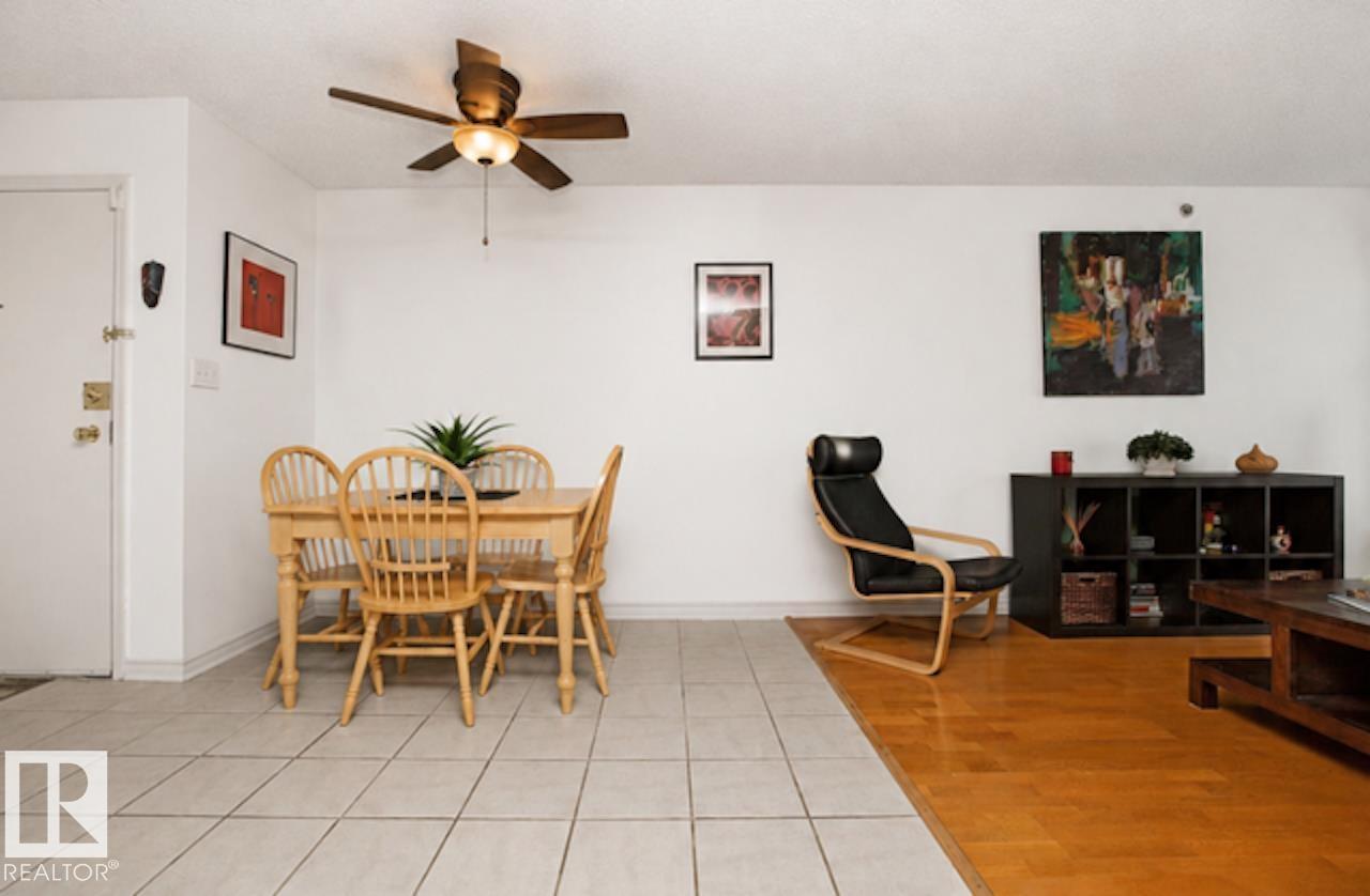 #315 11218 80 ST NW