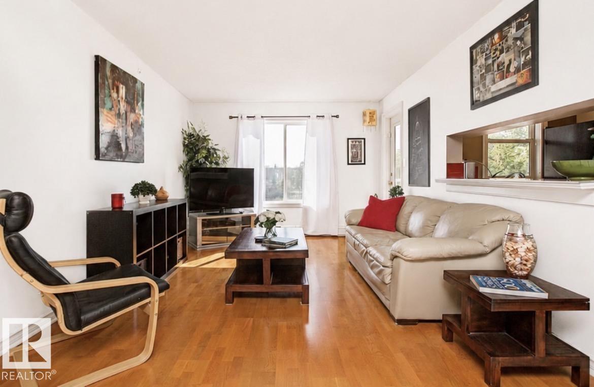 #315 11218 80 ST NW