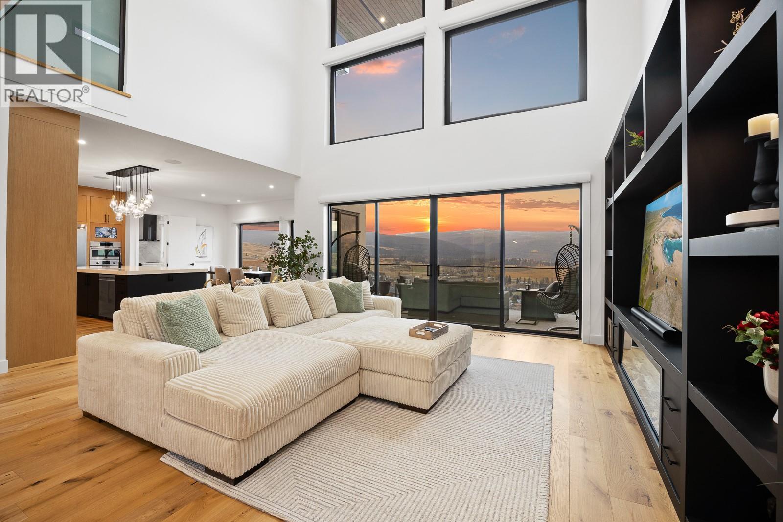 1102 Carnoustie Drive