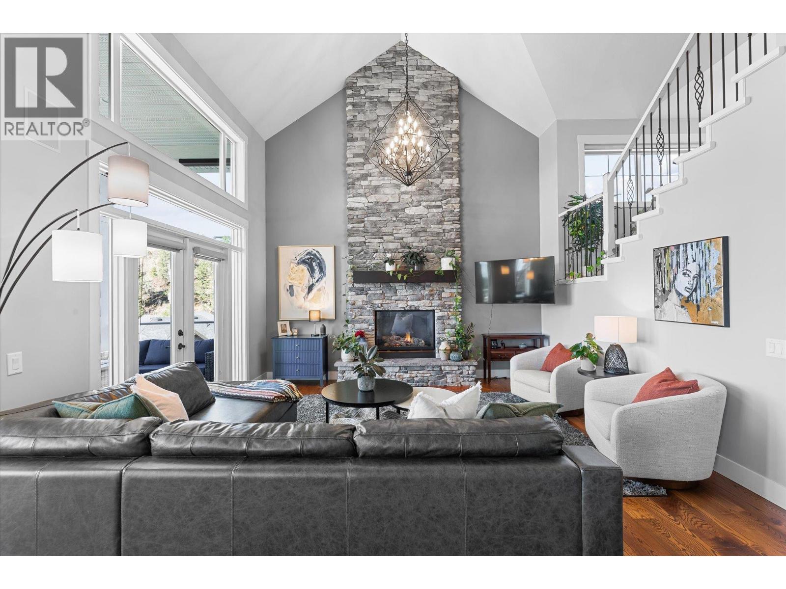 123 Lost Creek Court