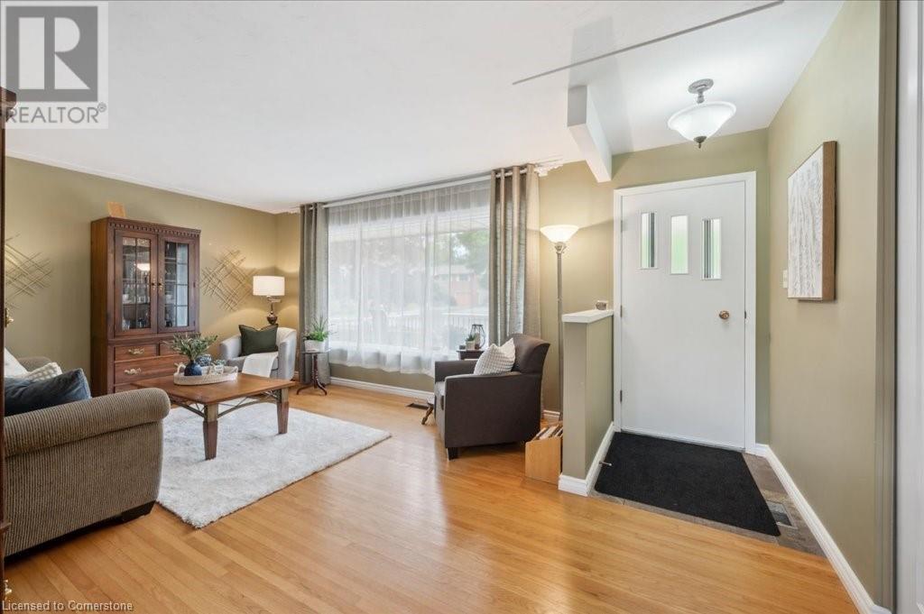 79 RENNIE Drive