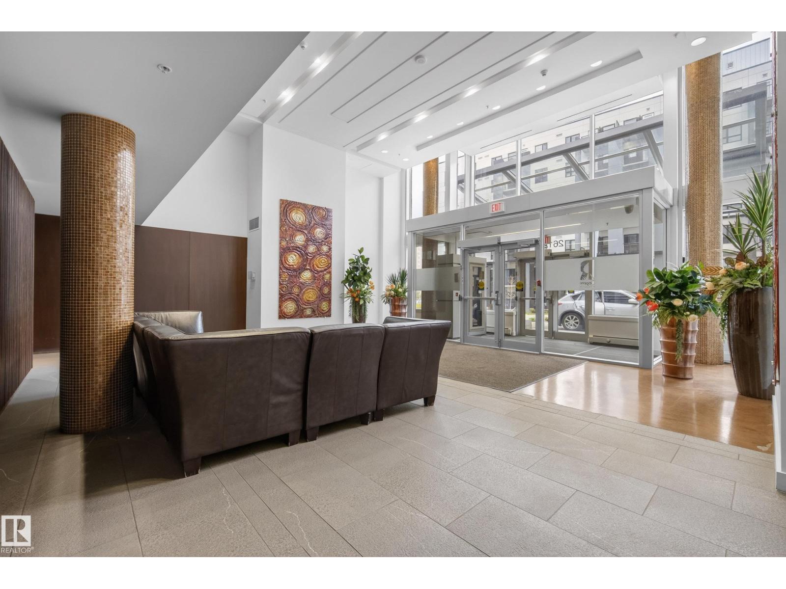 #808 2612 109 ST NW
