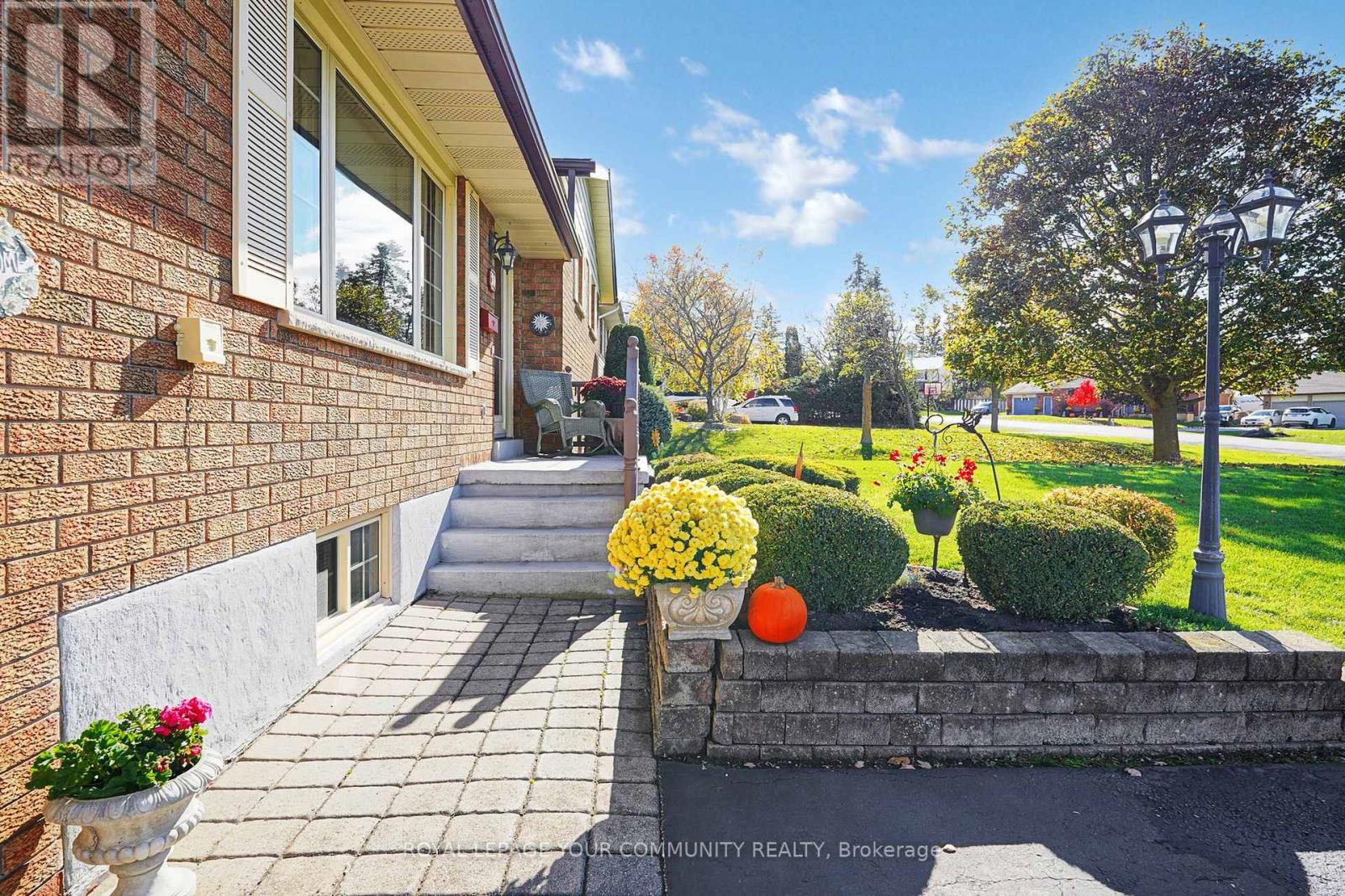 30 GRANT DRIVE