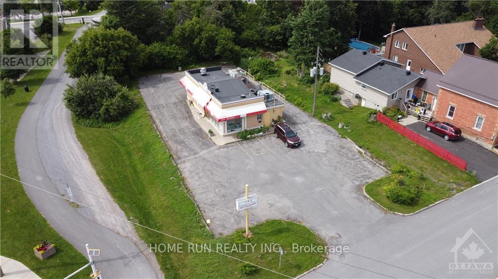 45 MUNRO STREET