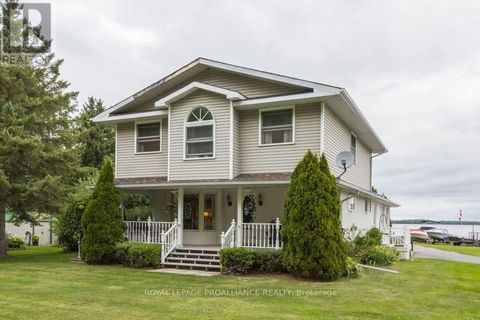 11438C LOYALIST PARKWAY N Prince Edward County (North Marysburg Ward) ON K0K2T0