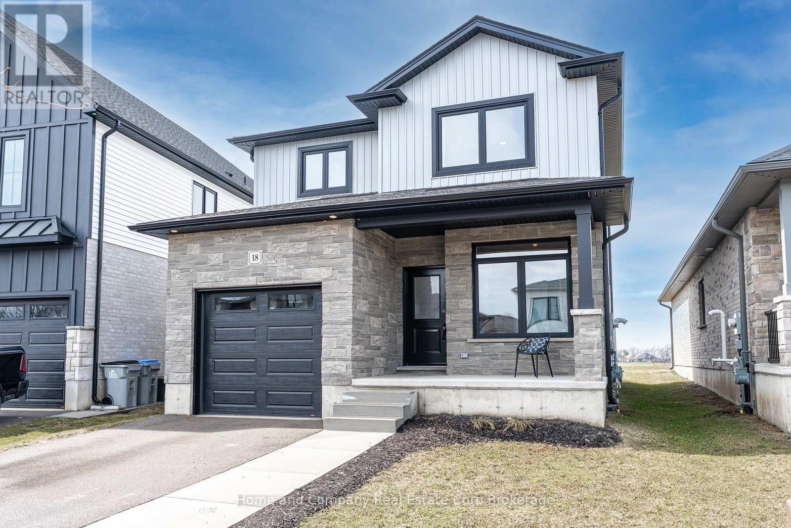 18 TRAIL SIDE DRIVE