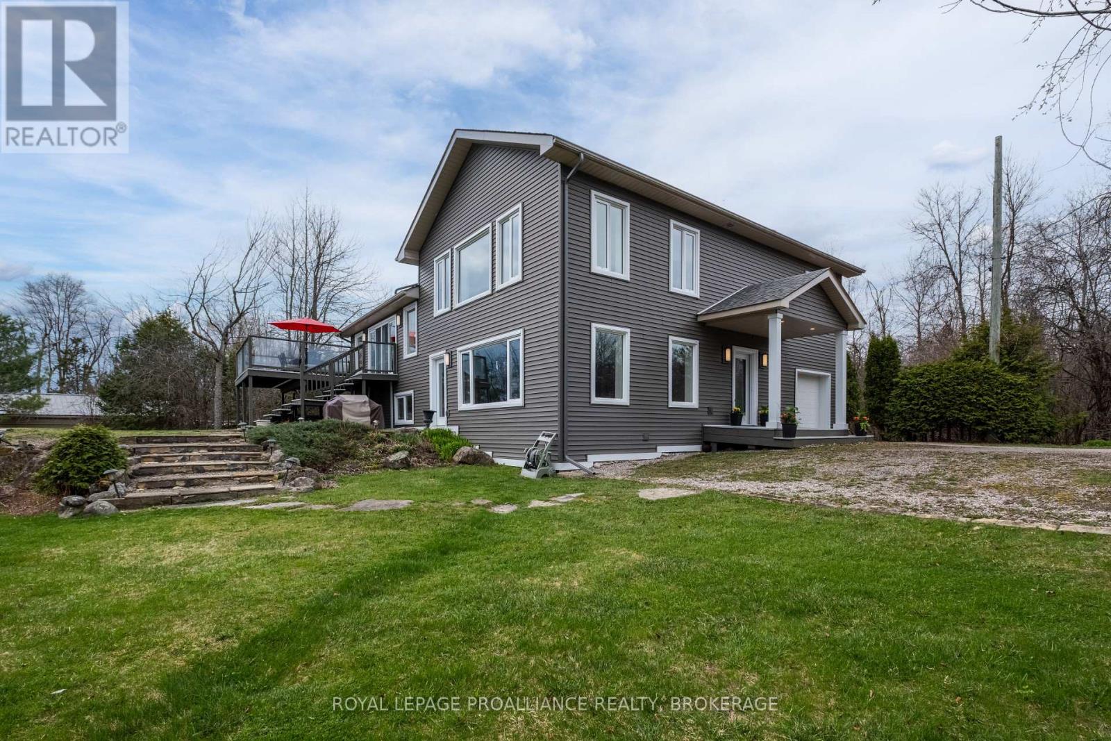 2749 LAKEFIELD DRIVE