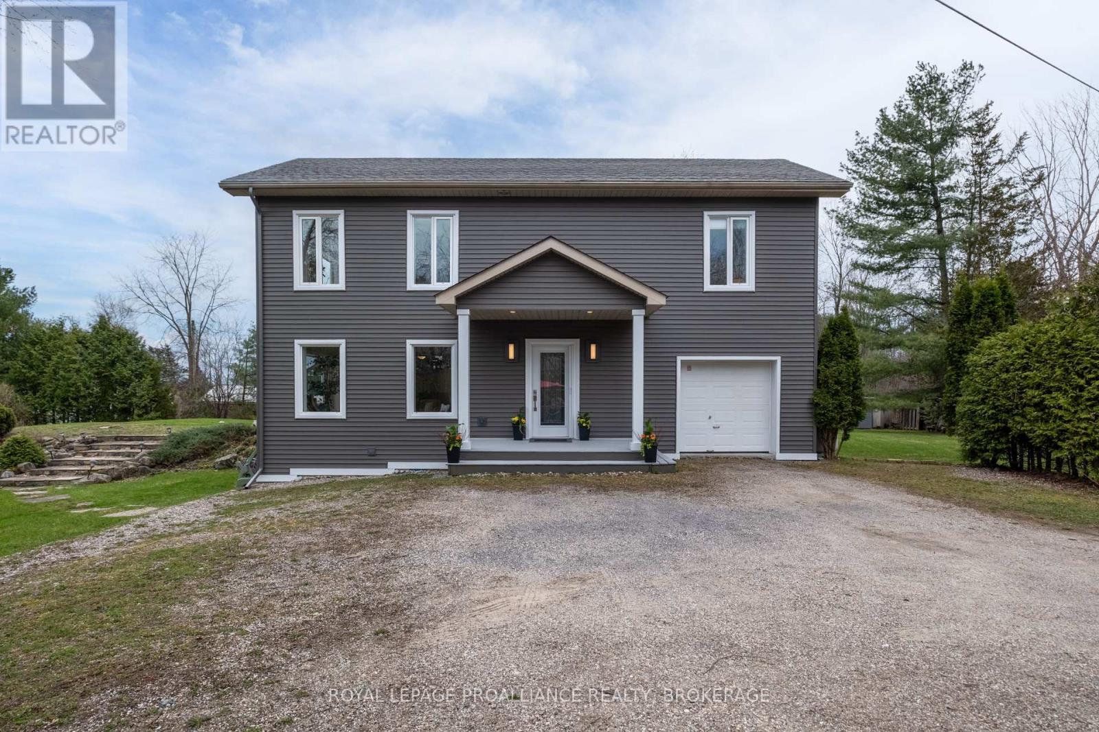 2749 LAKEFIELD DRIVE