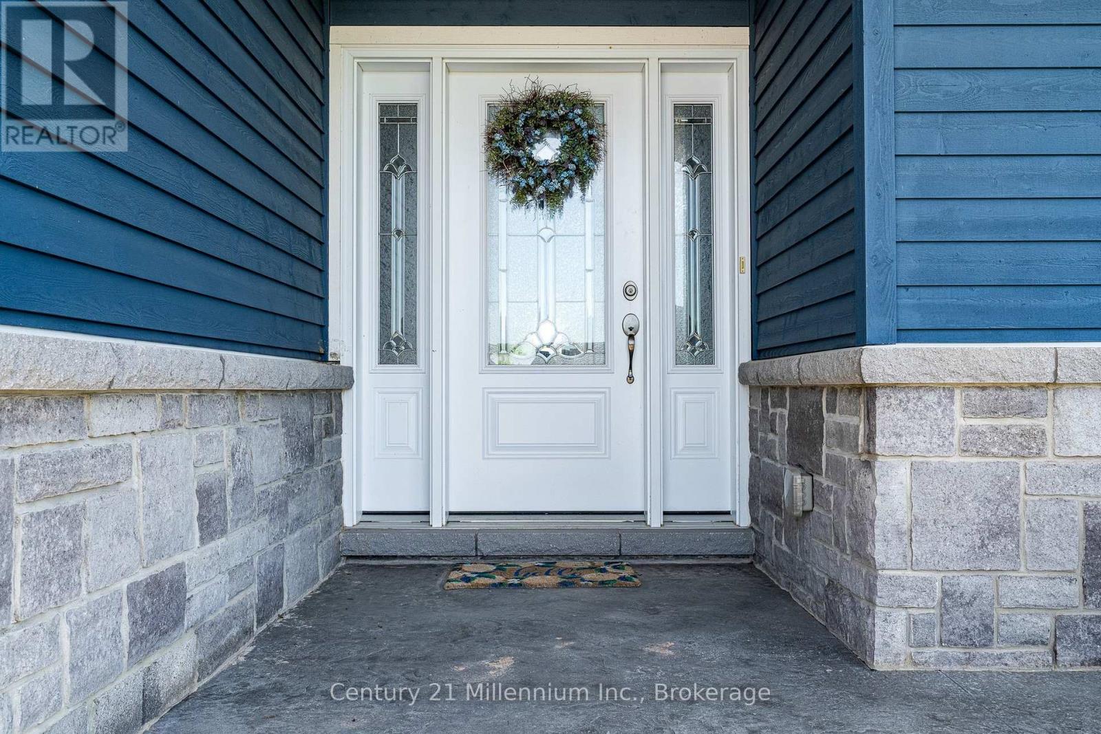 176 COBBLE BEACH DRIVE