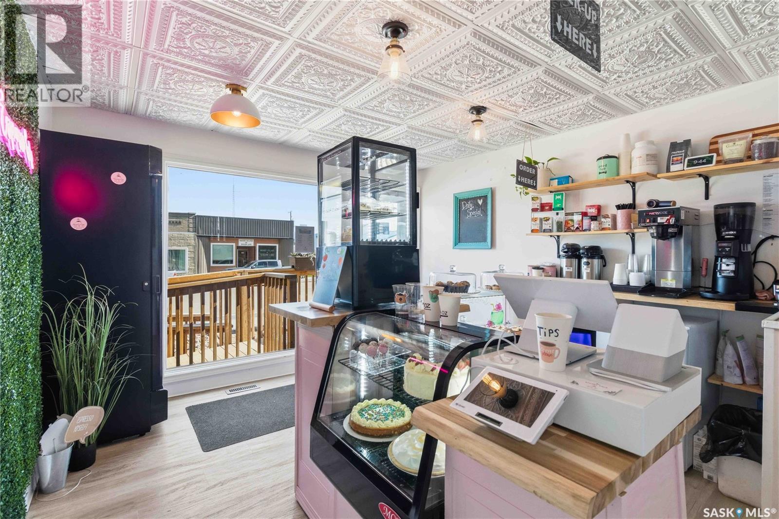 119 1st STREET S