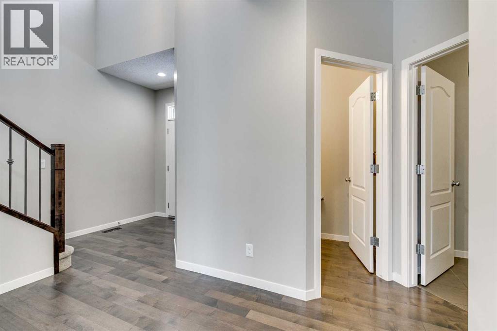 2107 Brightoncrest Green SE