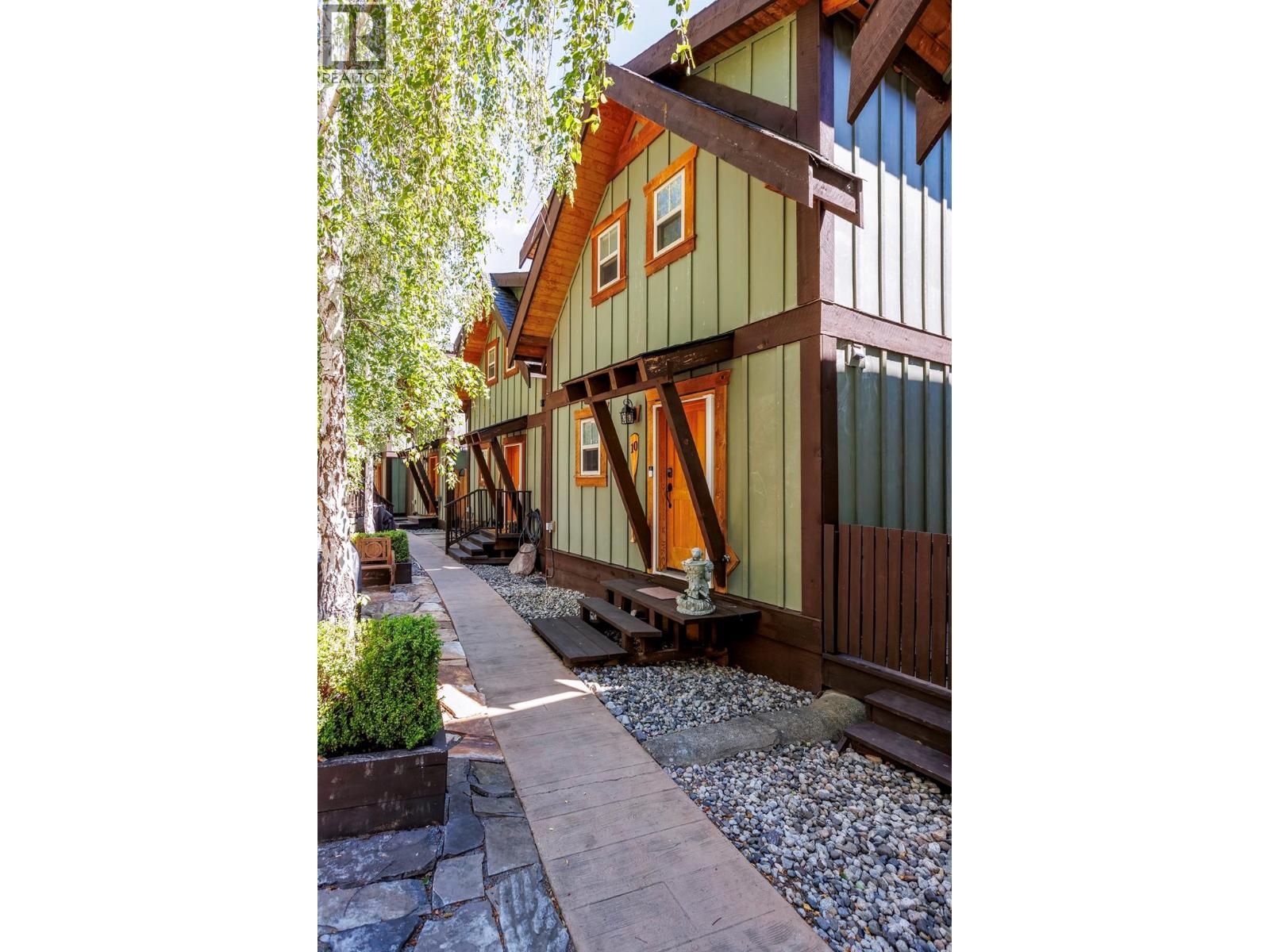 4215 Westside Road Unit# 10