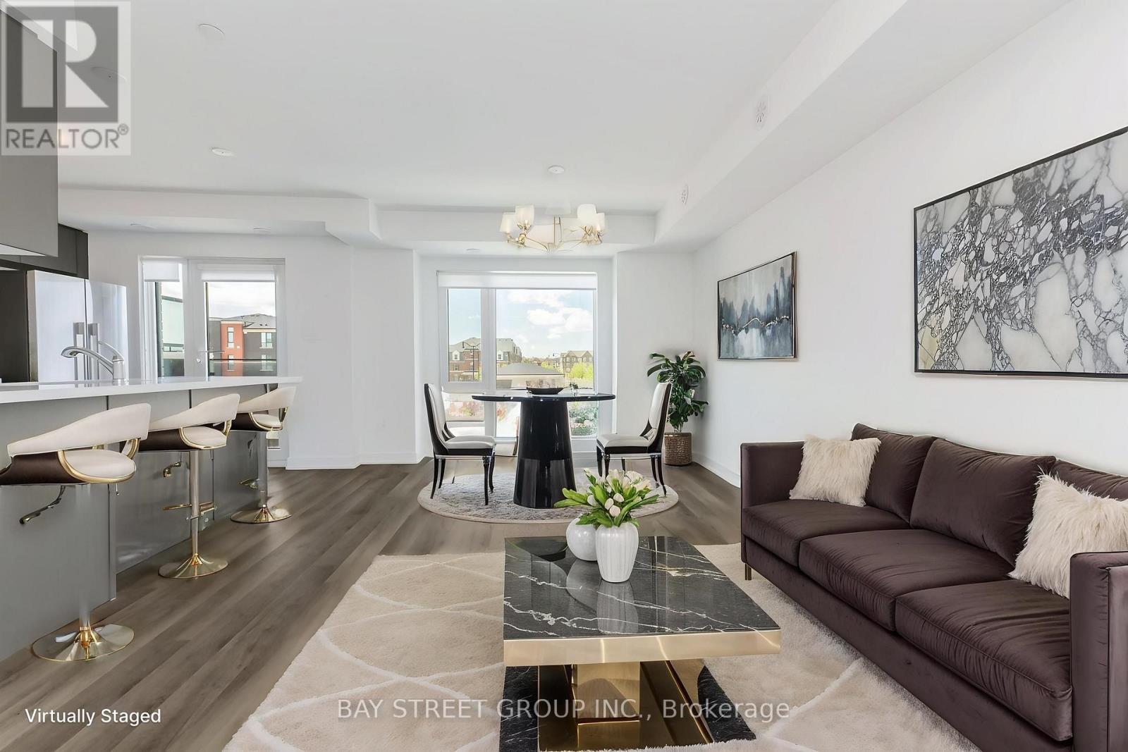 17 - 15 ROMILLY AVENUE