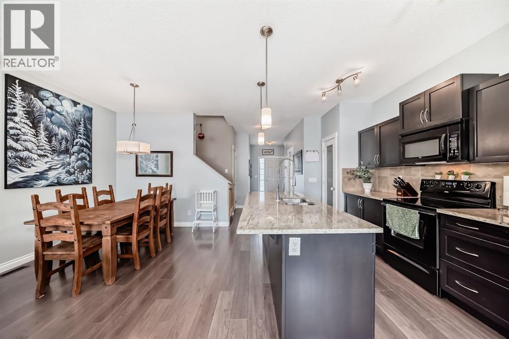 10 Reunion Grove NW