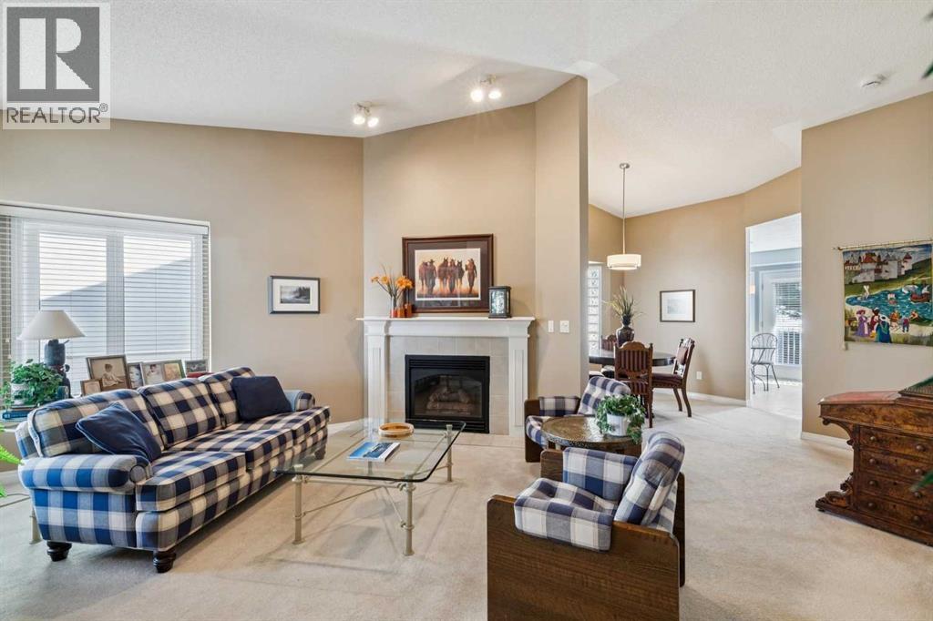 22 Confederation Villas NW