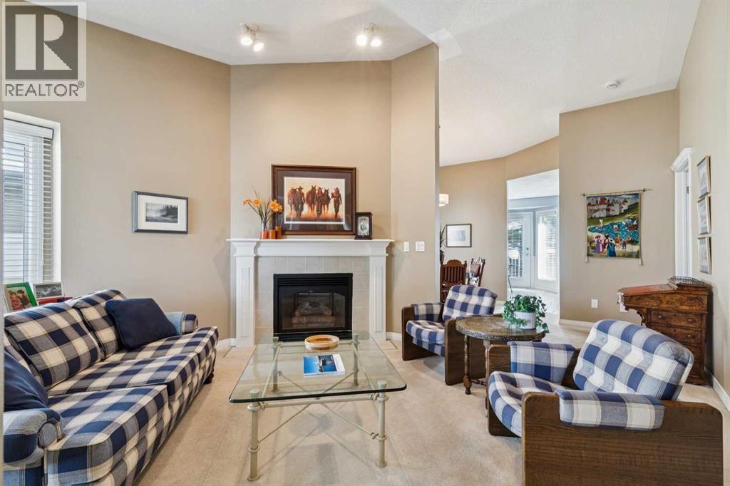 22 Confederation Villas NW