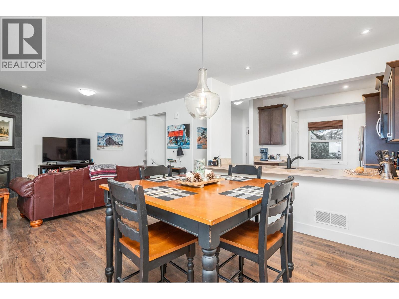 1040 Mt Revelstoke Place Unit# 21 Lot# 18