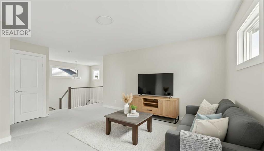 268 Calhoun Crescent NE