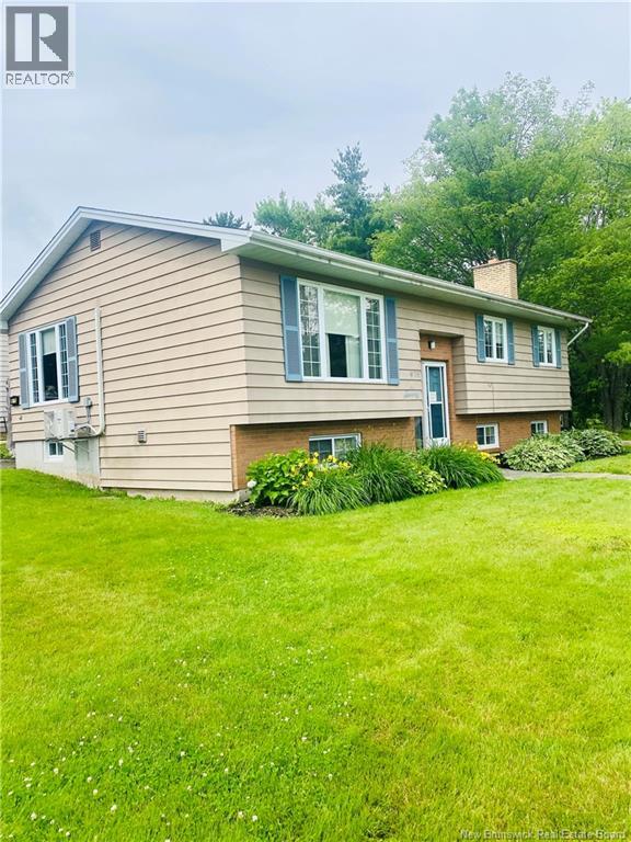 Photo 1 of 34 — 970 Frampton Lane, Moncton, NB E1G1M8