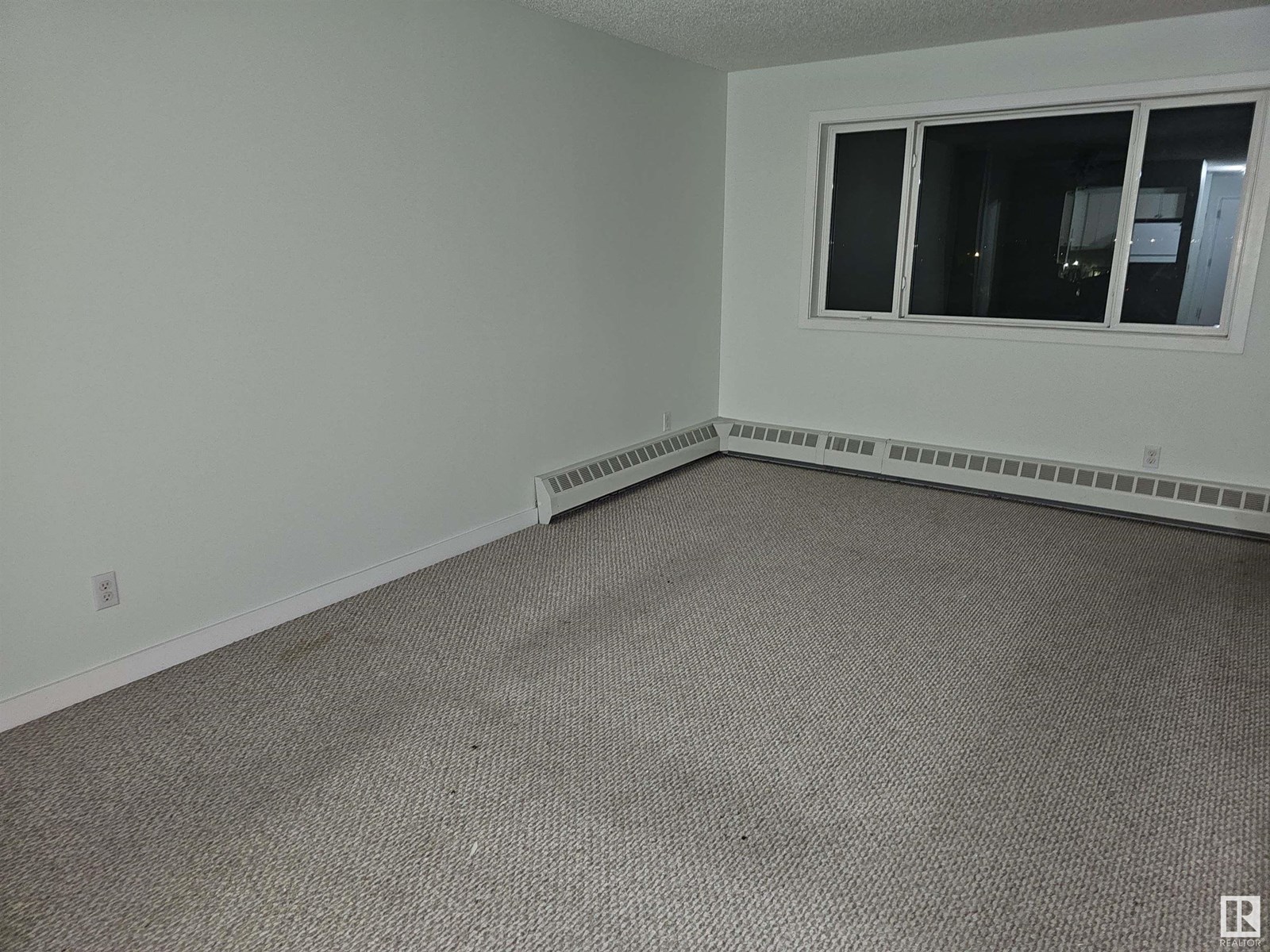 #407 14808 26 ST NW
