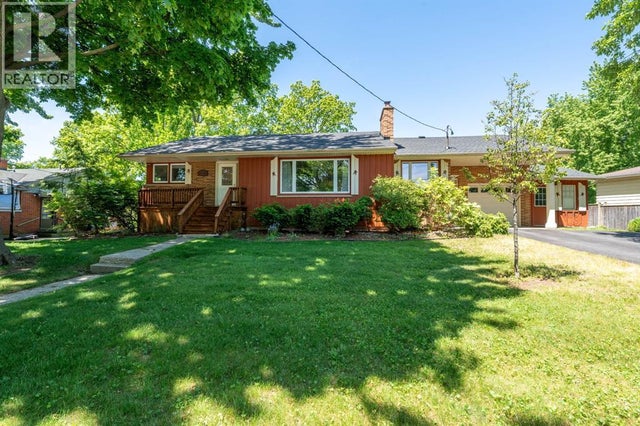 1259 Colborne ROAD