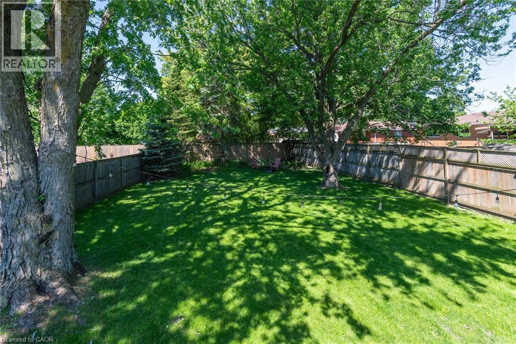 18 MAYBERRY Place
