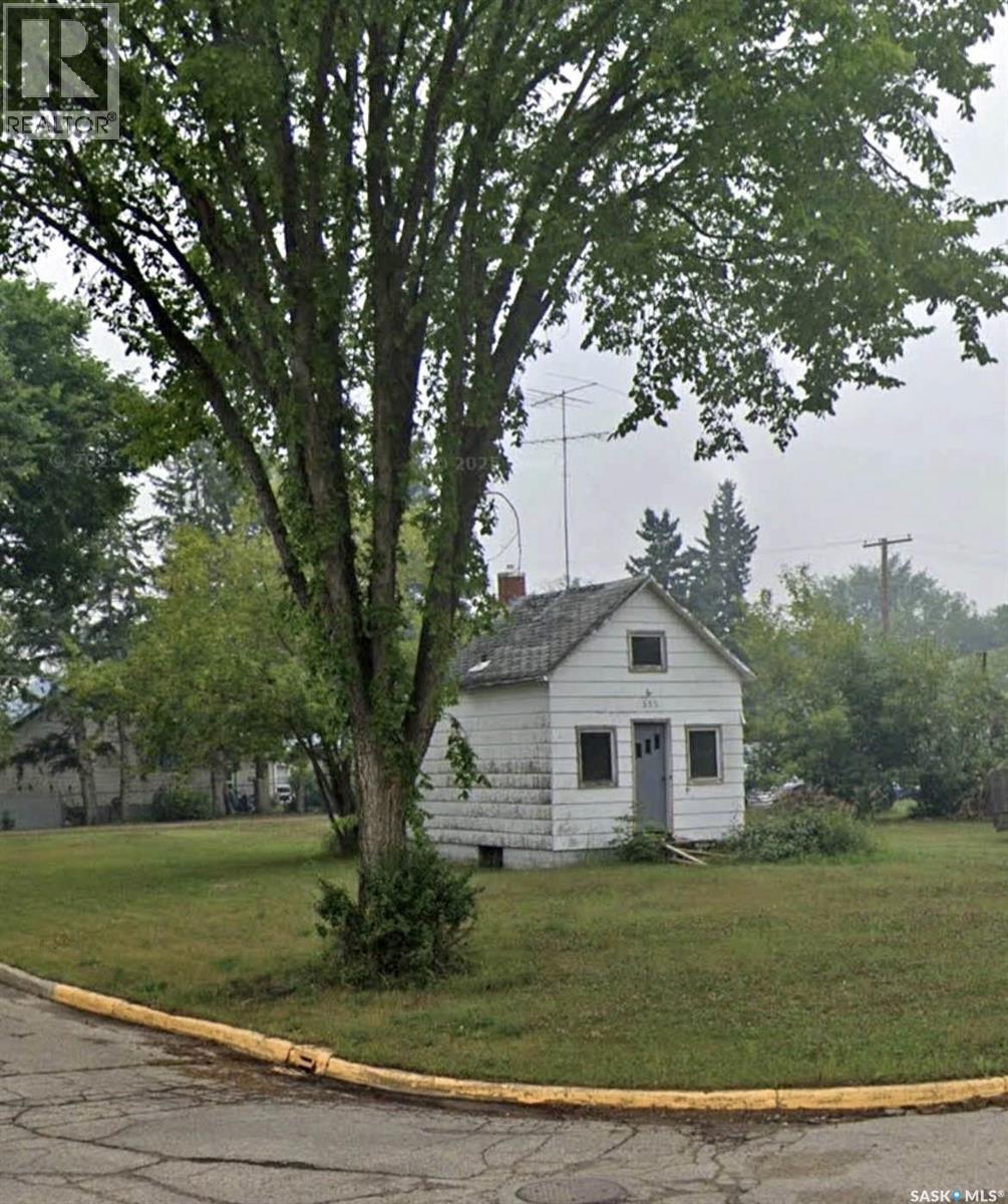 335 Highway AVENUE E
