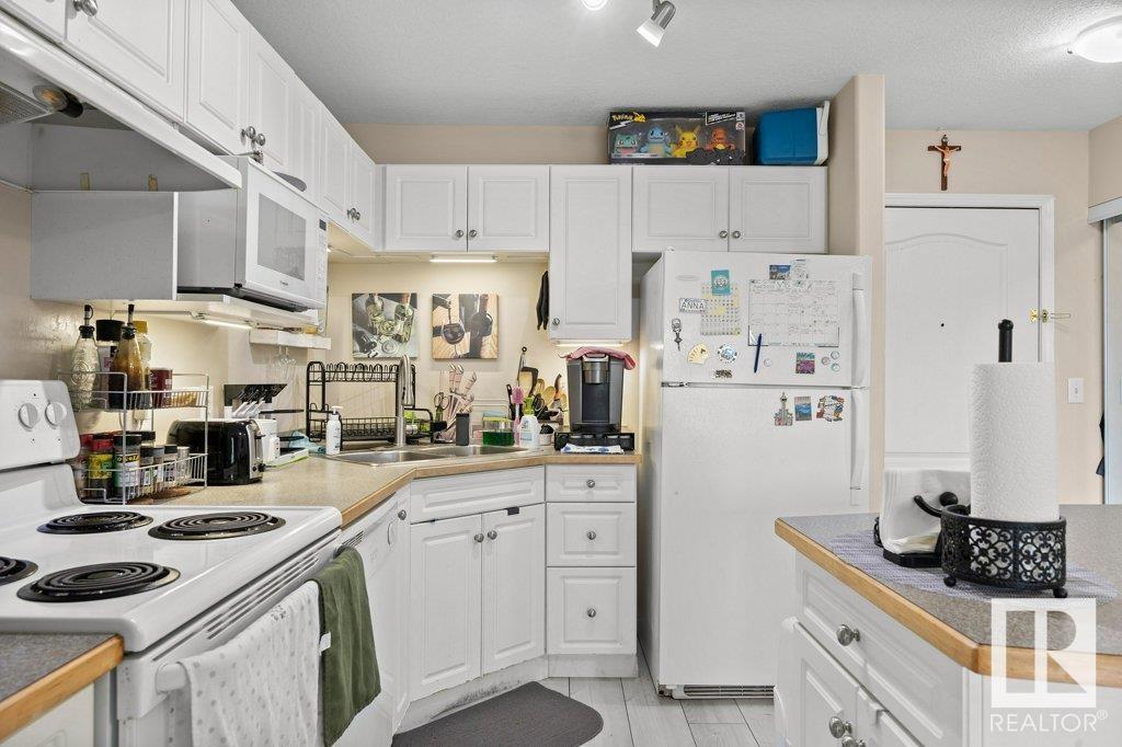 #330 7511 171 ST NW