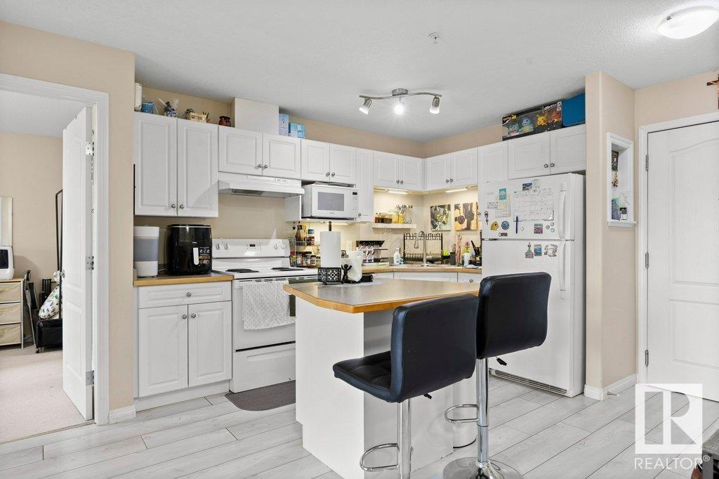 #330 7511 171 ST NW