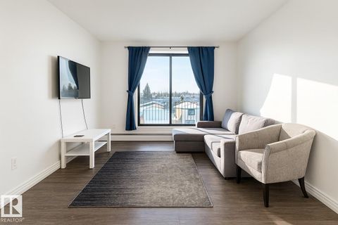 #404 3610 43 AV NW Edmonton AB T6L5T2