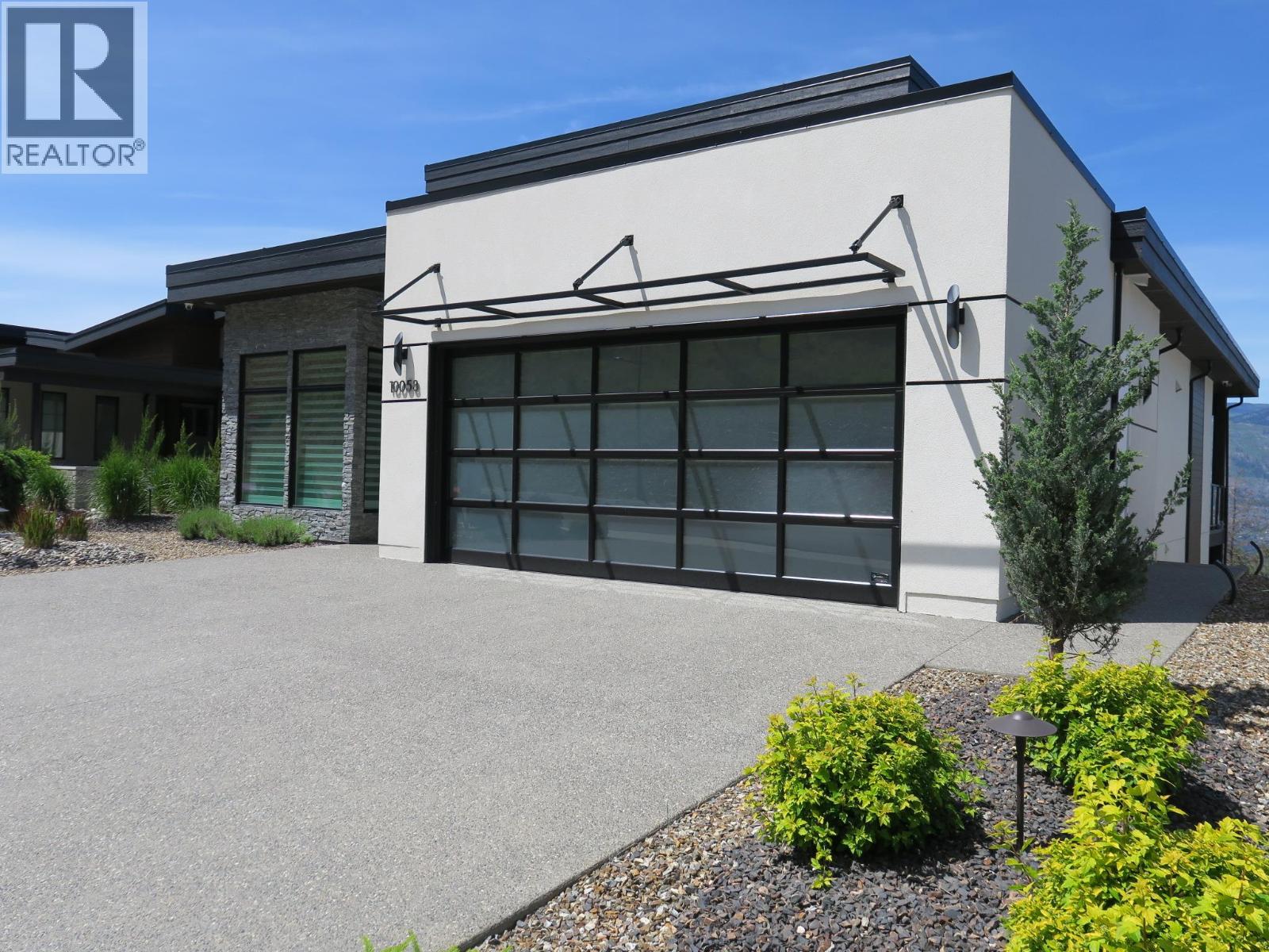 10058 Beacon Hill Drive