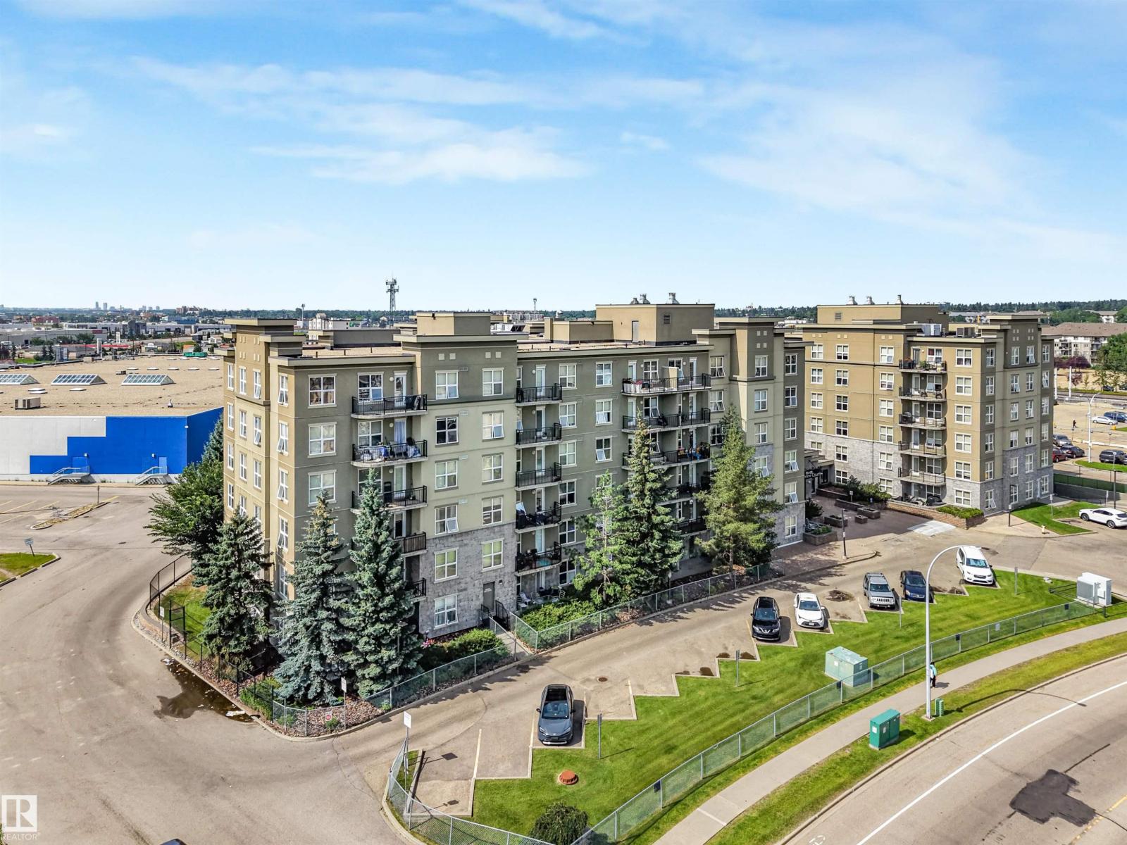 #2-208 4245 139 AV NW