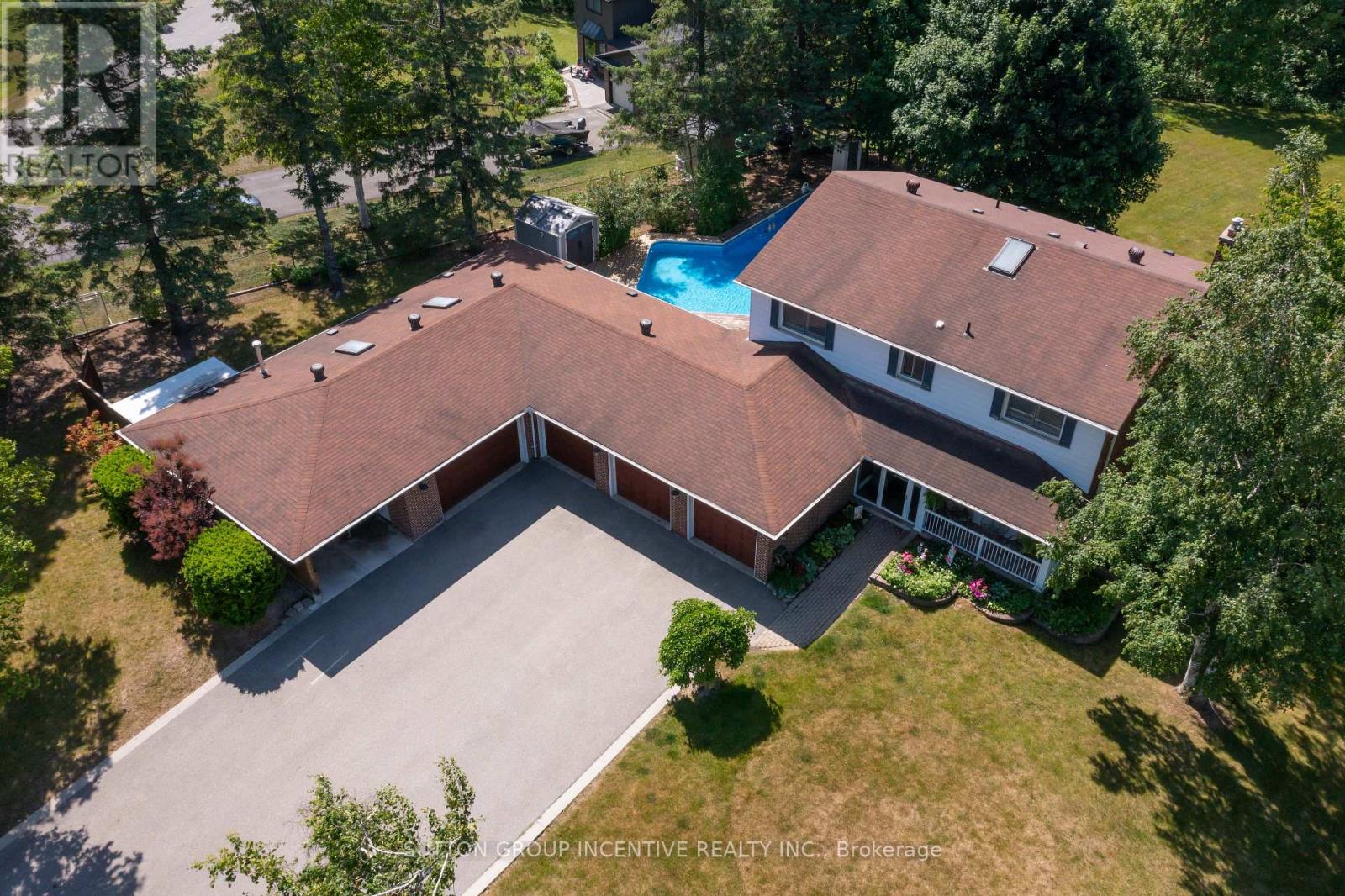 1983 INNISFIL HEIGHTS CRESCENT