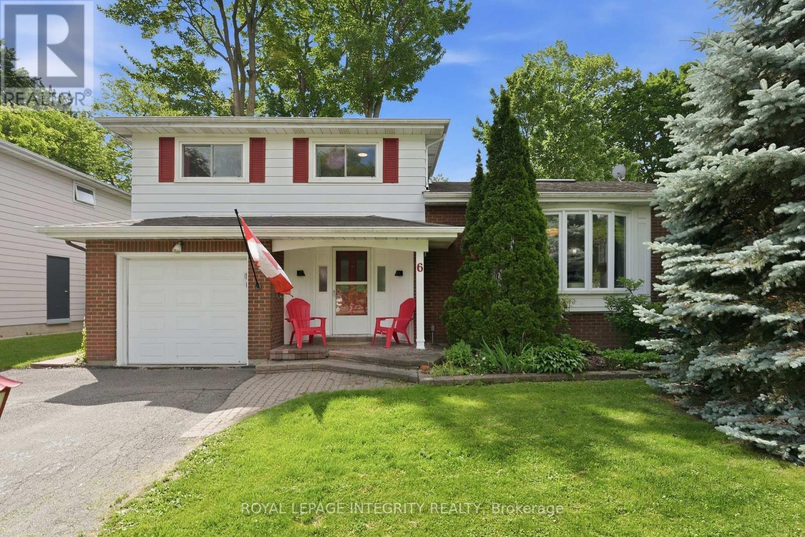 Photo 1 of 45 — 6 WOODVIEW CRESCENT, Ottawa, ON K1B3A9