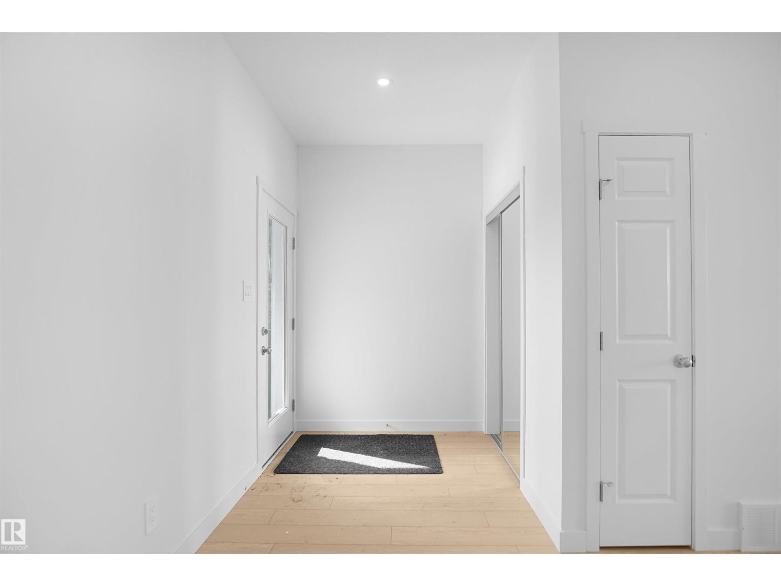 8504 183 AV NW