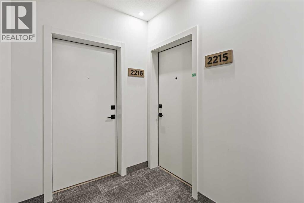 2215, 520 Reynolds Avenue SW