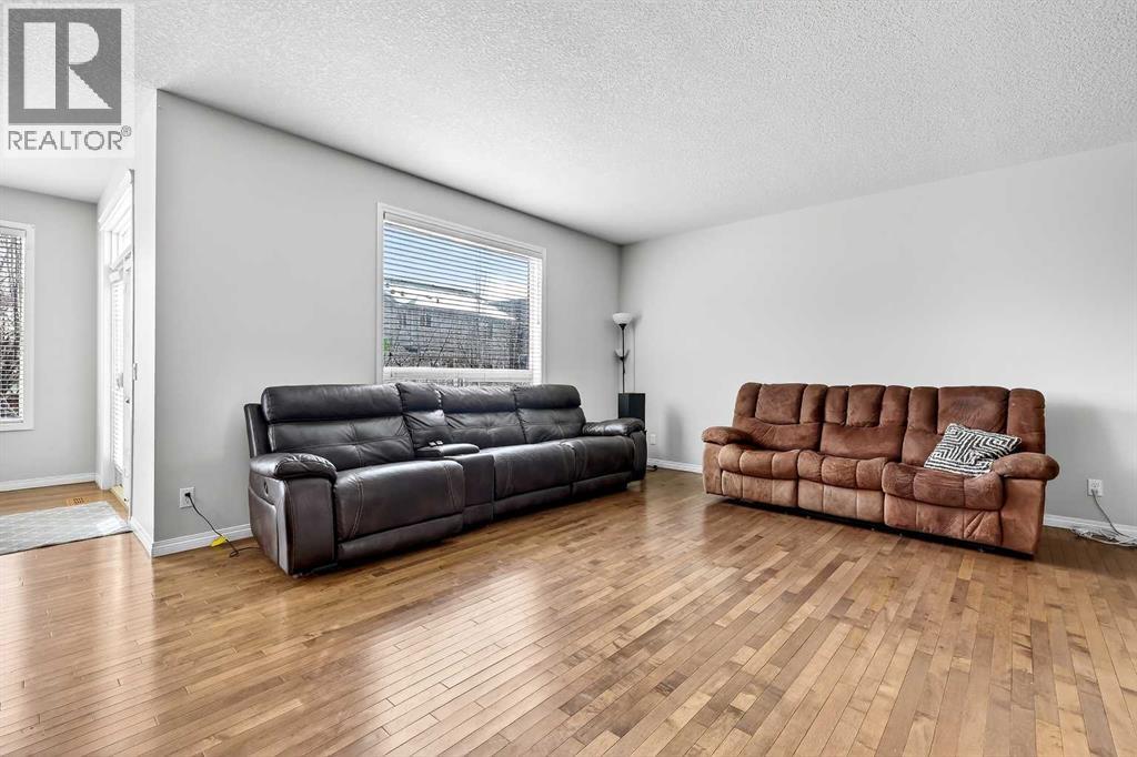 38 Silverado Skies Crescent