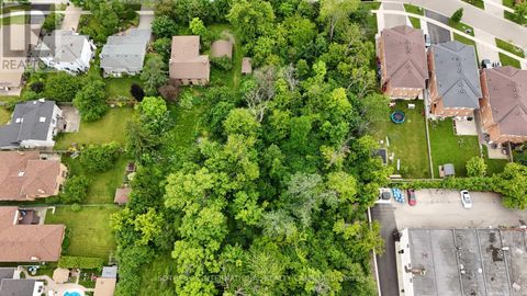 1050 BURNHAMTHORPE ROAD E Mississauga (Applewood) ON L4Y2X6