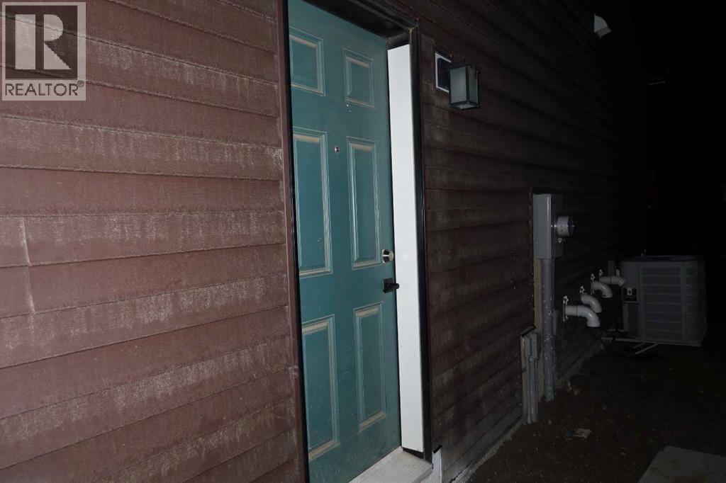 316 Homestead Grove NE