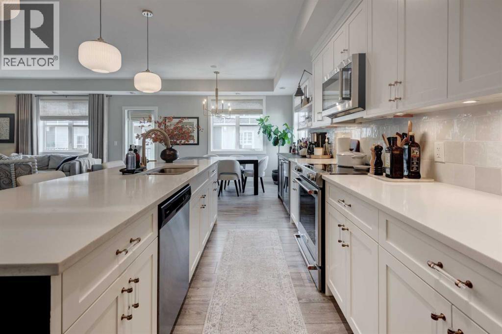 405 Cranbrook Walk SE