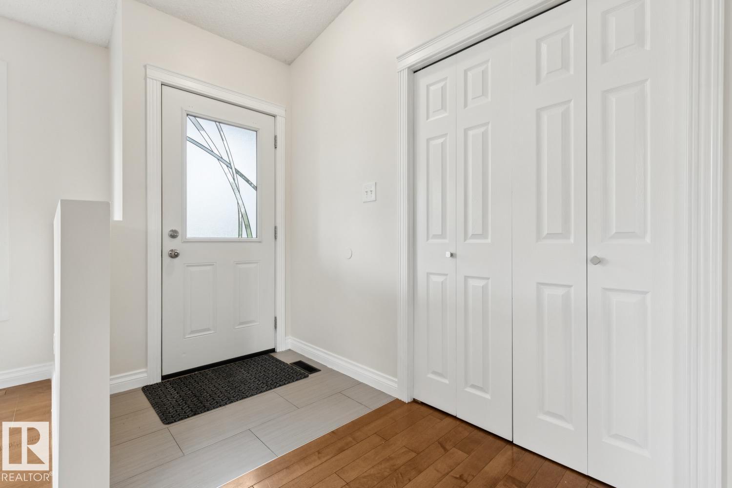 8803 25A AV NW
