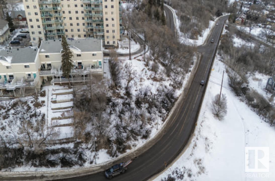 9321 101A AV NW