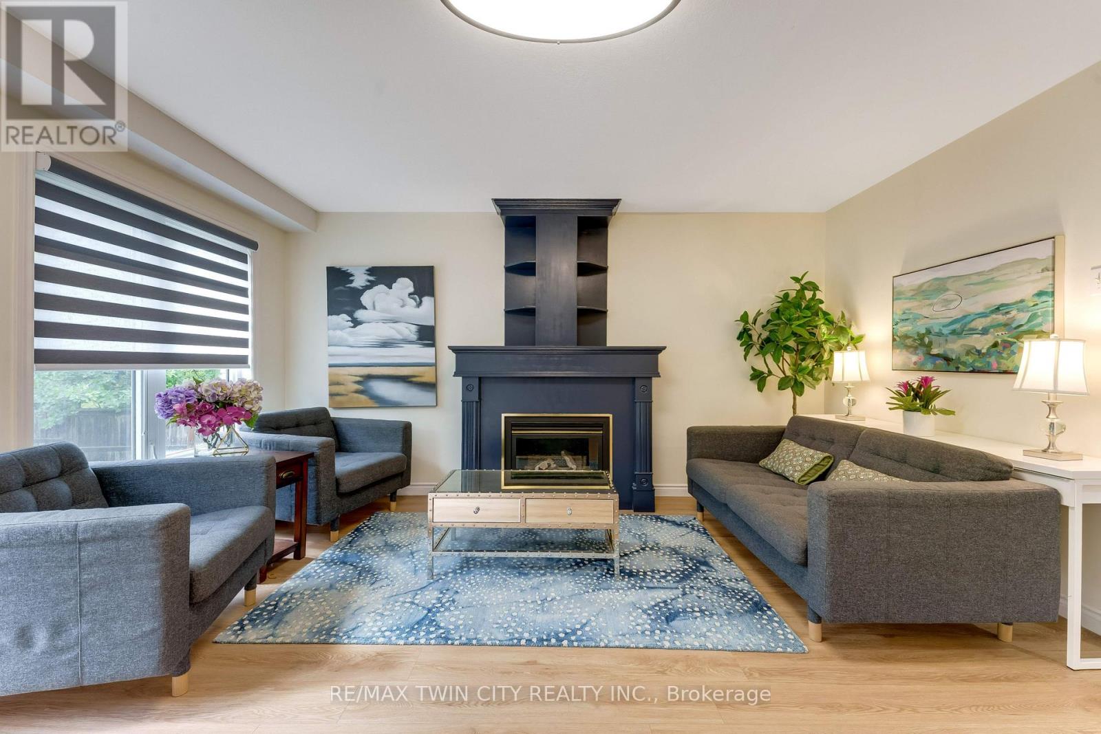 519 YORKSHIRE DRIVE