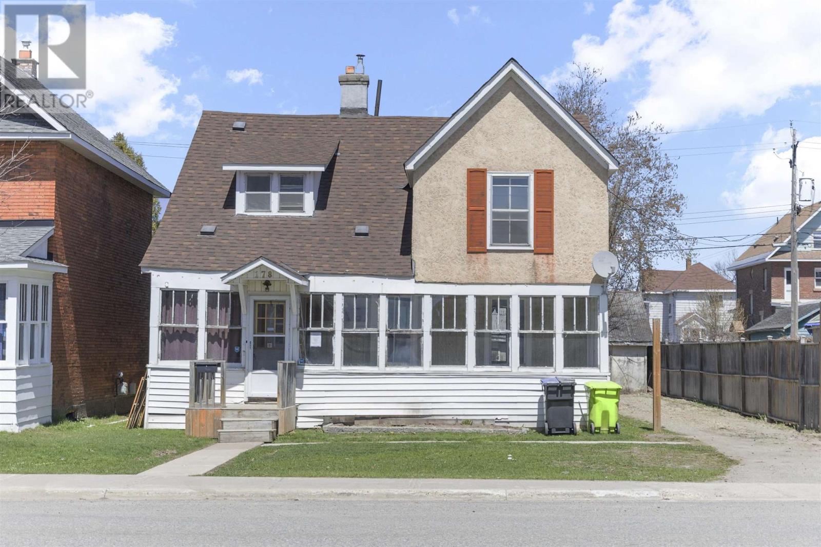 Homes for Sale Sault Ste. Marie 178 Albert ST W