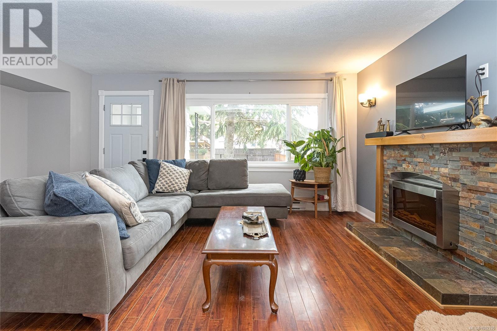 2308 Sooke Rd