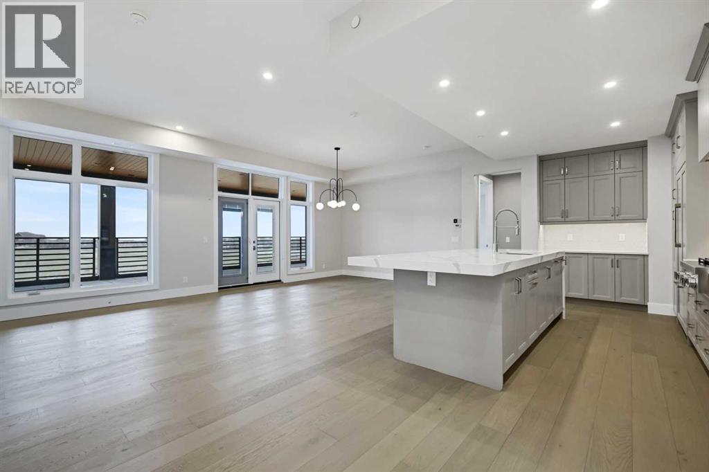 302, 130 Marina Cove SE